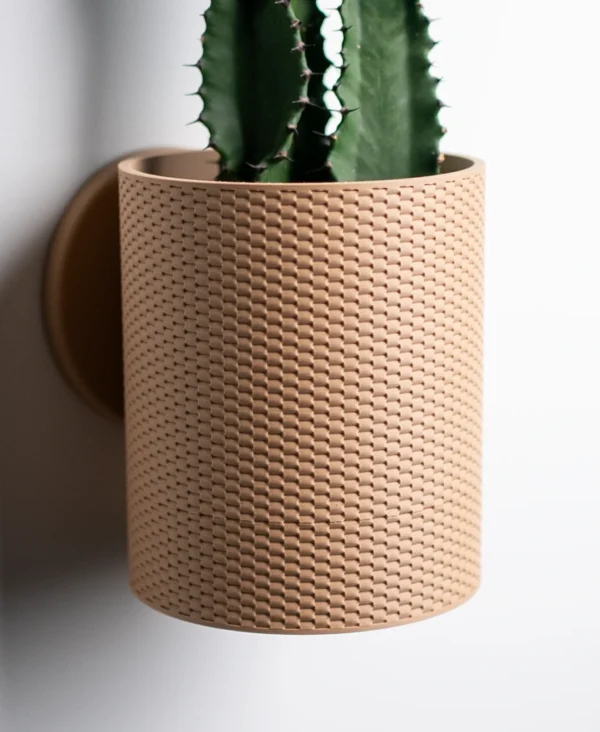 Straight Weave Planter with drip tray