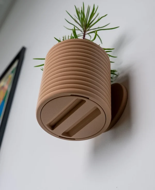 Poppy Planter with hidden drip tray - Image 3