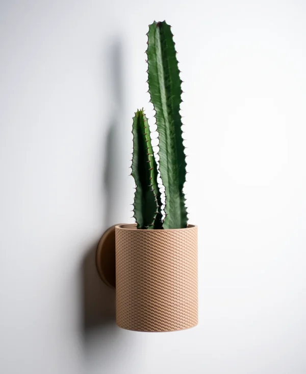 Straight Weave Planter with drip tray - Image 3