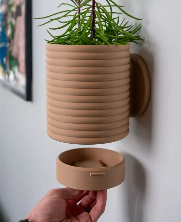 Poppy Planter with hidden drip tray - Image 4